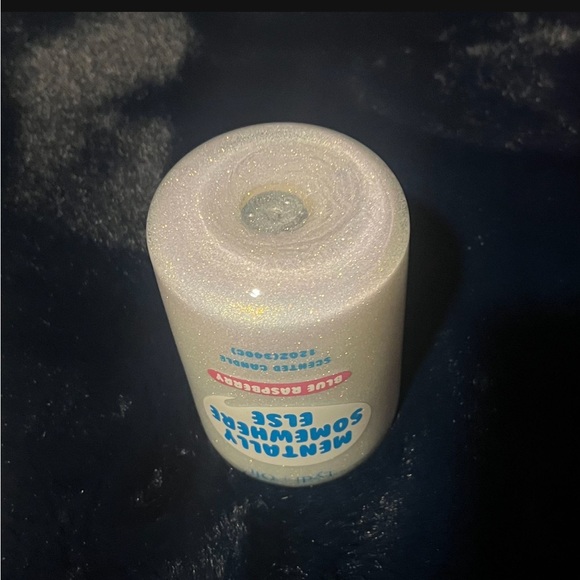 Blue Raspberry Scented Candle - Picture 9 of 13